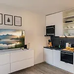 Loft Mit Kueche I Self Check-in I Parkplatz I Wifi I Crest Housing * Пассау