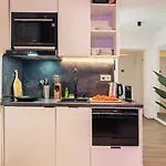 Διαμέρισμα Loft Mit Kueche I Self Check-in I Parkplatz I Wifi I Crest Housing