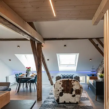 Crest Riverside Lofts I Kueche I Parken I Self Checkin I Wifi *