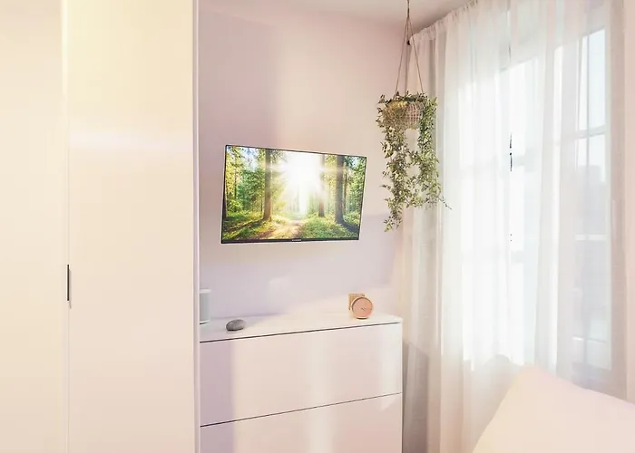 Loft Mit Kueche I Self Check-in I Parkplatz I Wifi I Crest Housing