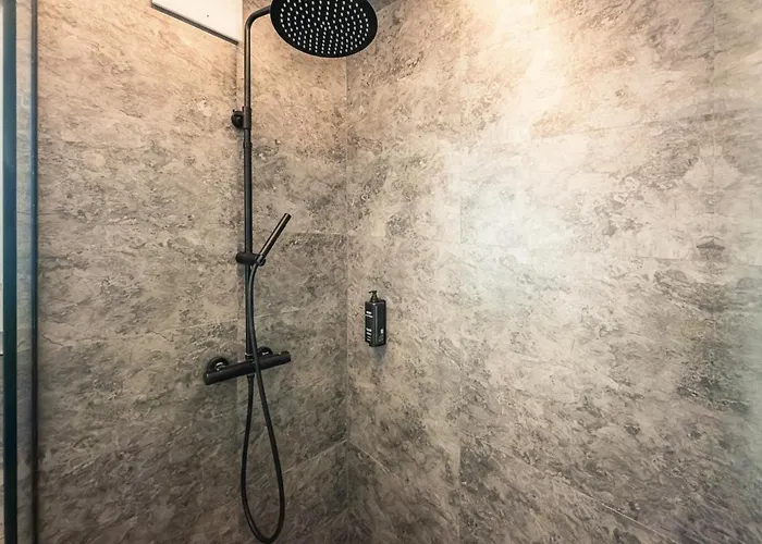 公寓 Loft Mit Kueche I Self Check-in I Parkplatz I Wifi I Crest Housing *