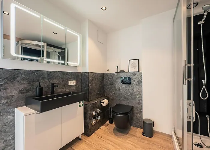 Loft Mit Kueche I Self Check-in I Parkplatz I Wifi I Crest Housing *